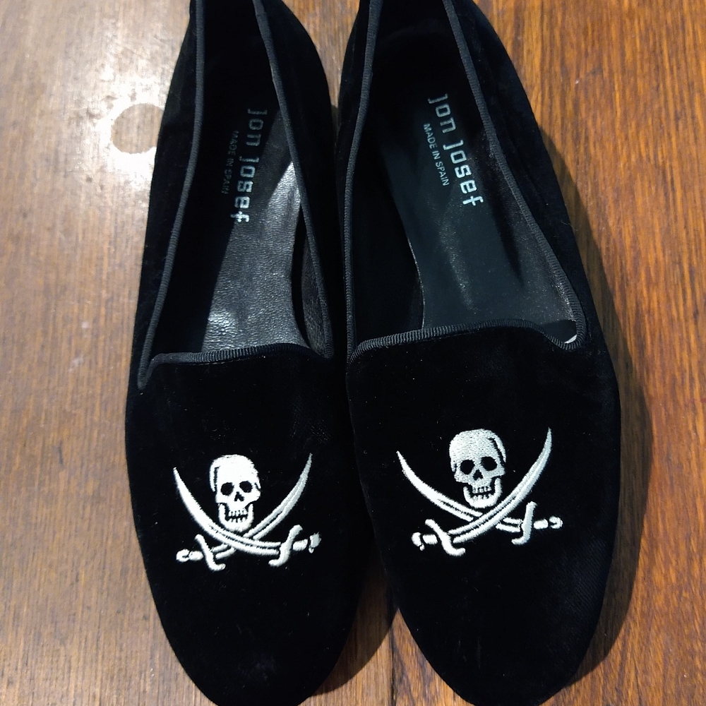 Jon Joseph velvet smoking slipper